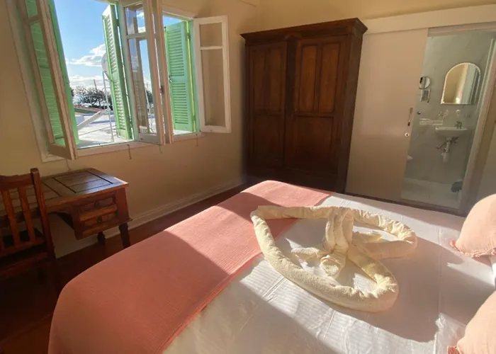 Hostl - Beds & Rooms - The Hostel Inn Paphos, Old Town