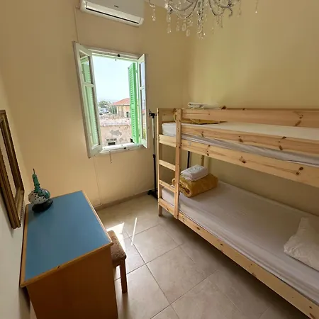Hostl - Beds & Rooms - The Hostel Inn Paphos, Old Town Exterior photo